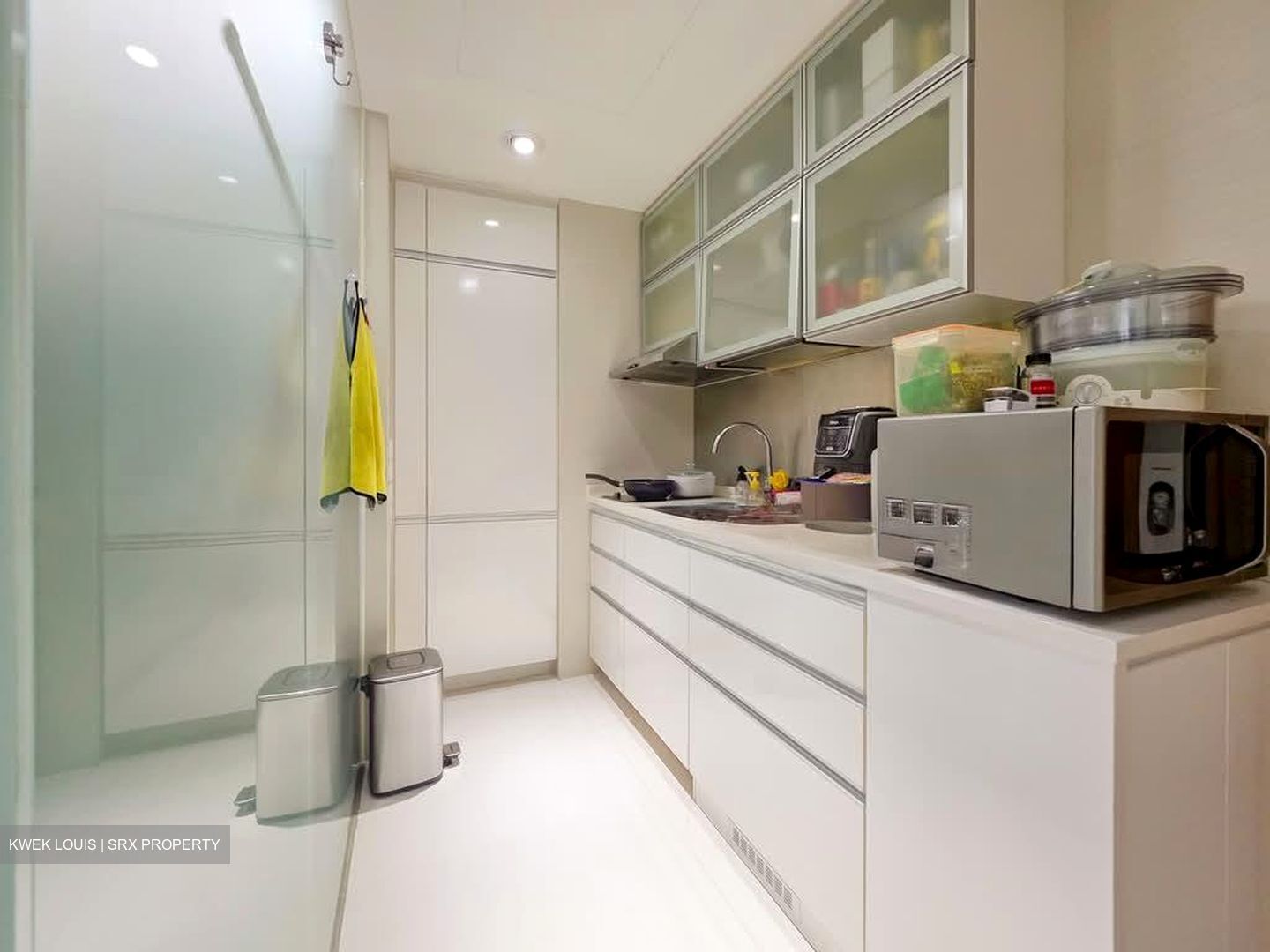 RV Suites (D10), Apartment #594596841
